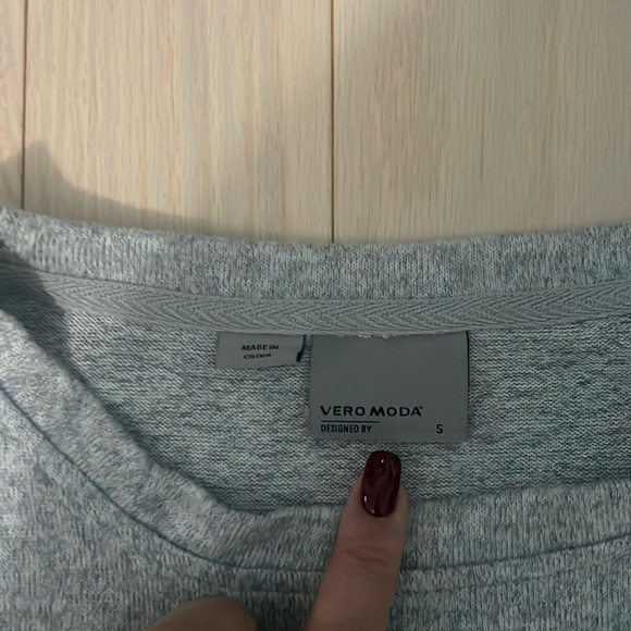 Vero Moda Shirt - Picture 2 of 3